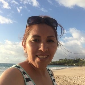 Meet your Posher, Carol